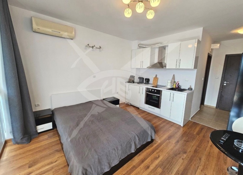 À venda  Estúdio região Burgas , k.k. Slantchev briag , 33 m² | 77785896
