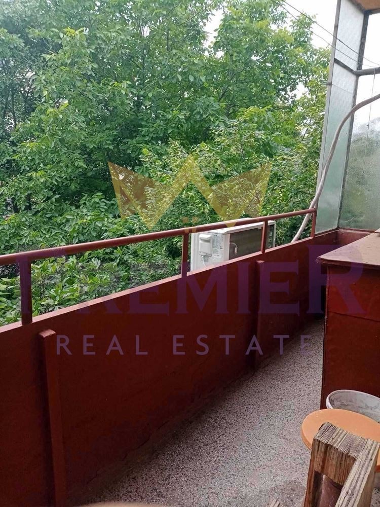Продава 4-СТАЕН, гр. Пловдив, Прослав, снимка 2 - Апартаменти - 55097984