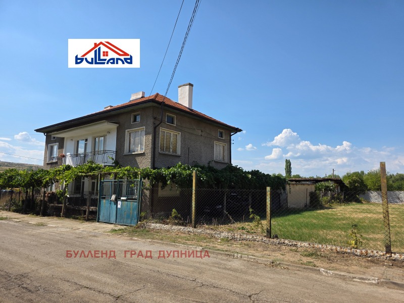 Till salu  Hus region Kyustendil , Dupnica , 128 kvm | 20827999 - bild [2]