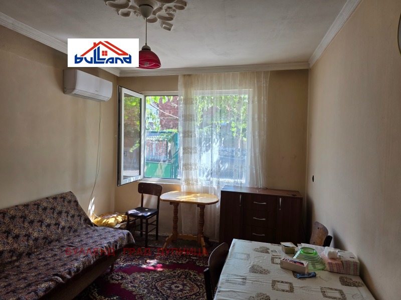 Till salu  Hus region Kyustendil , Dupnica , 128 kvm | 20827999 - bild [8]