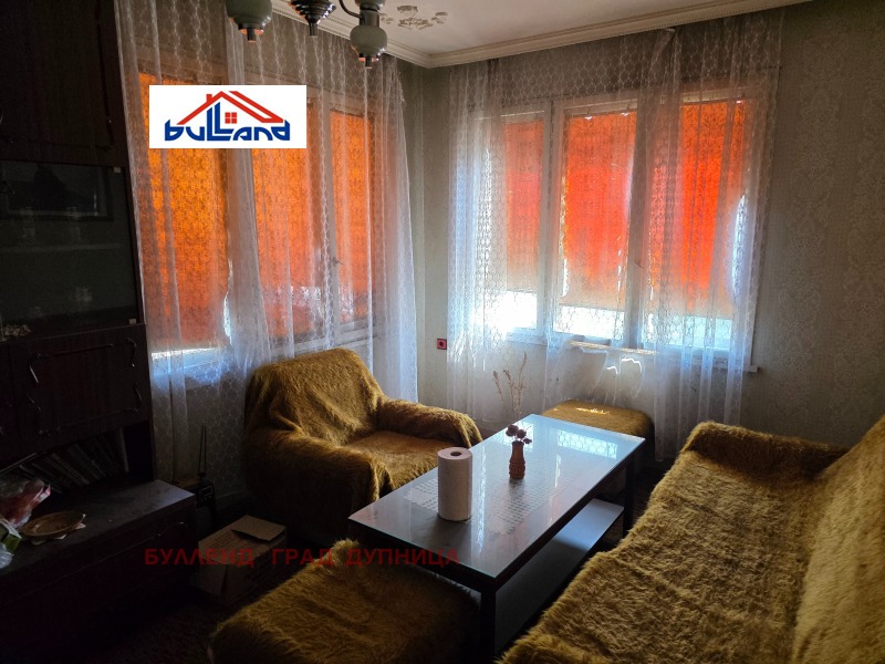 Till salu  Hus region Kyustendil , Dupnica , 128 kvm | 20827999 - bild [12]
