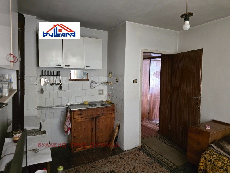 Till salu  Hus region Kyustendil , Dupnica , 128 kvm | 20827999 - bild [9]