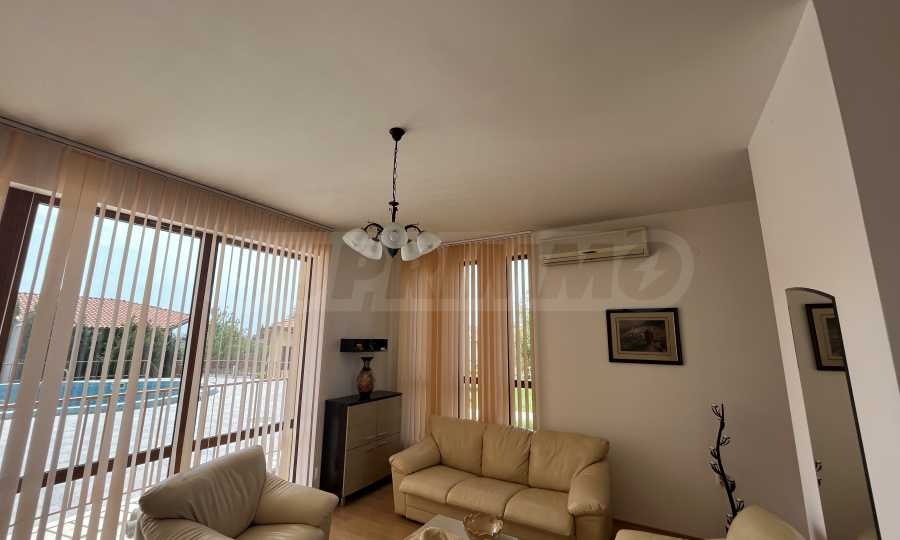 Продава КЪЩА, с. Кошарица, област Бургас, снимка 4 - Къщи - 56593522