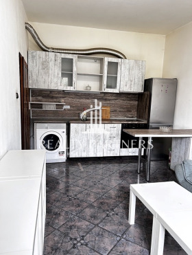 1 slaapkamer Iztok, Pernik