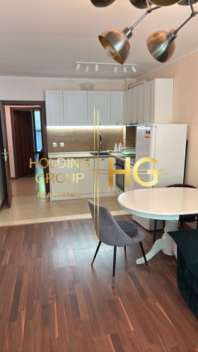 1 bedroom k.k. Zlatni pyasatsi, Varna