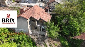Huis Sjirok tsentar, Ruse 7