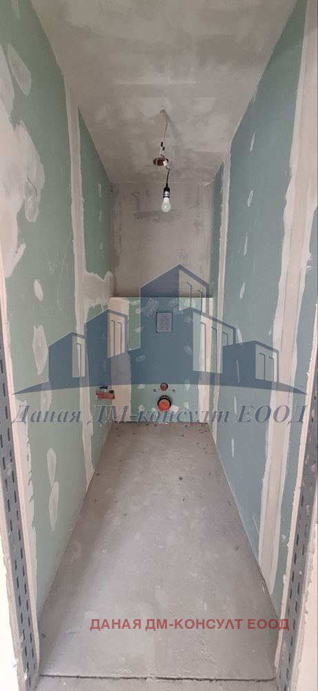 Продава  3-стаен град Шумен , 2-ри корпус , 135 кв.м | 62619485 - изображение [5]