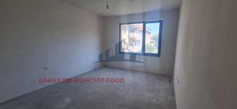 Продава  3-стаен град Шумен , 2-ри корпус , 135 кв.м | 62619485 - изображение [7]