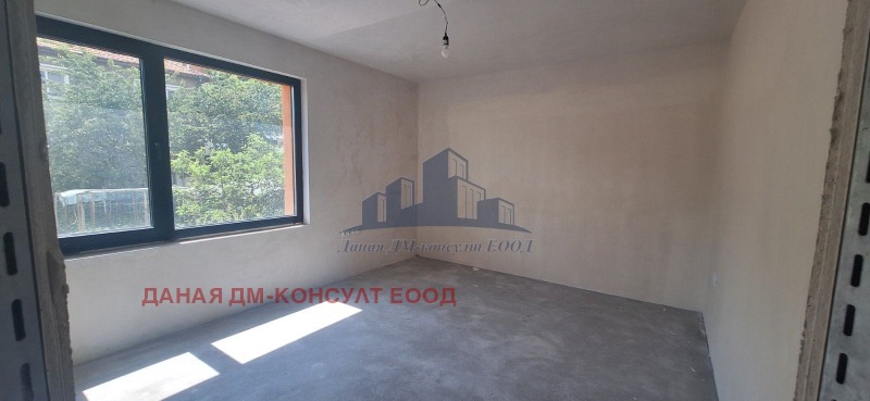 Продава  3-стаен град Шумен , 2-ри корпус , 135 кв.м | 62619485