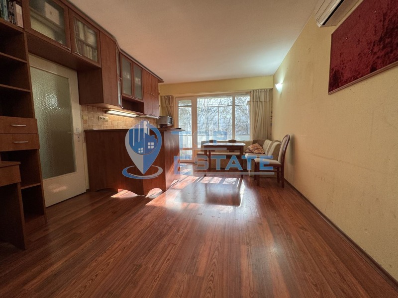 Продава 3-СТАЕН, гр. Велико Търново, Бузлуджа, снимка 2 - Апартаменти - 52800664