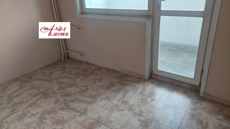 Продава 4-СТАЕН, гр. Шумен, Добруджански, снимка 10 - Апартаменти - 53497914