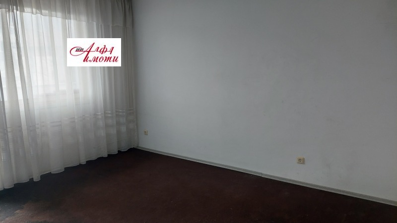 Продава 4-СТАЕН, гр. Шумен, Добруджански, снимка 5 - Апартаменти - 53497914