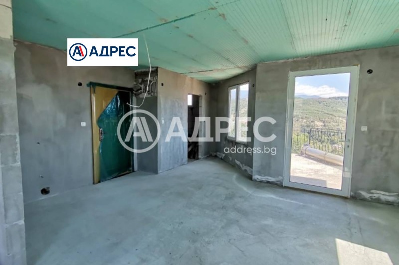 Προς πώληση  Σοφίτα περιοχή Μπλαγκόεβγκραντ , Σανδανσκη , 55 τ.μ | 52065534 - εικόνα [4]