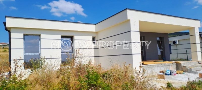 Продава КЪЩА, с. Кошарица, област Бургас, снимка 4 - Къщи - 55495747