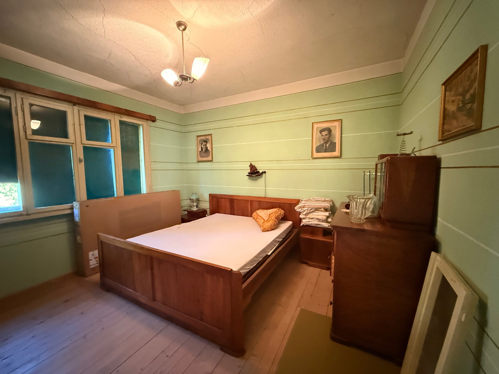 Продава КЪЩА, гр. Калофер, област Пловдив, снимка 8 - Къщи - 55781351