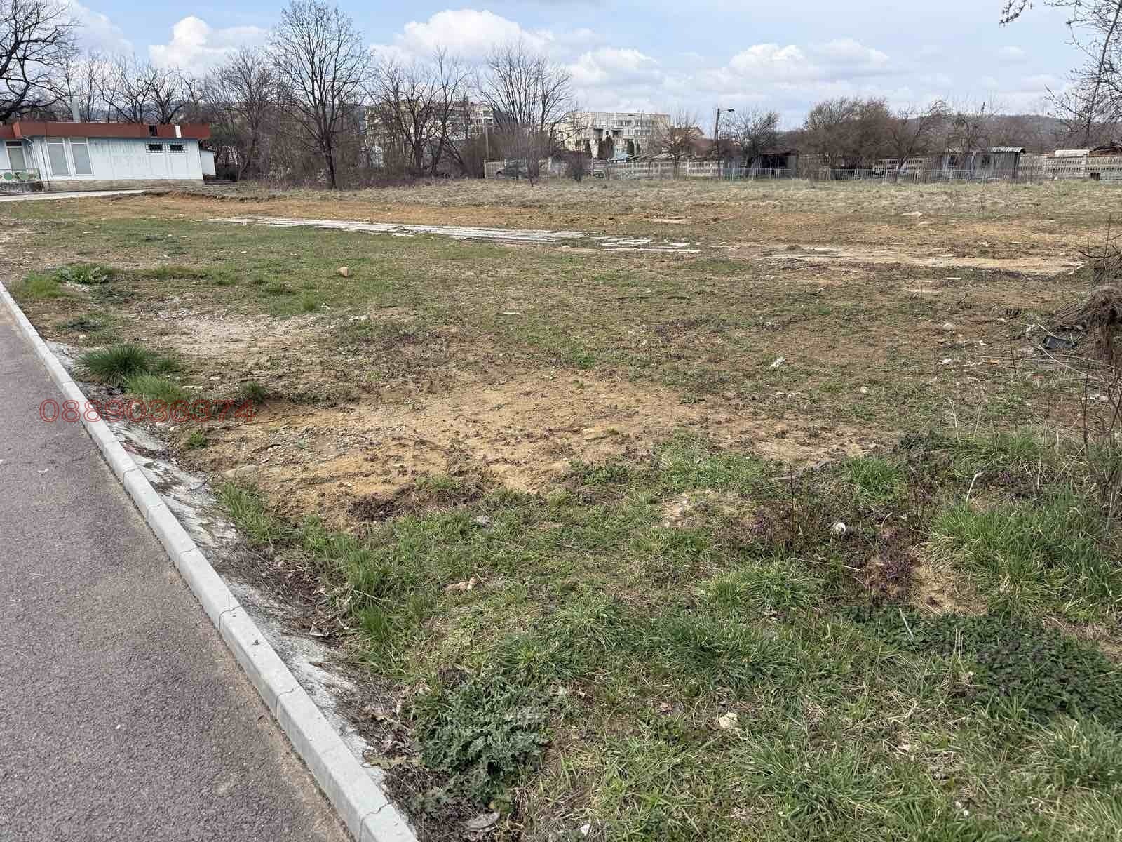 Продава ПАРЦЕЛ, гр. Берковица, област Монтана, снимка 4 - Парцели - 54322019