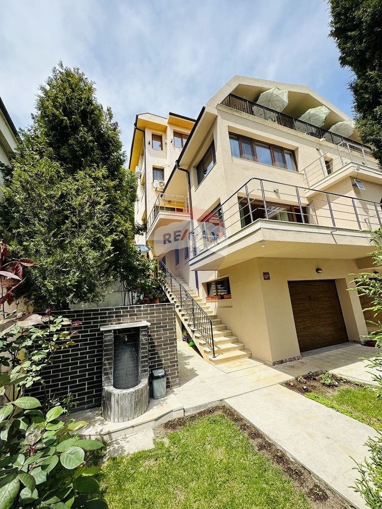 Продава ХОТЕЛ, гр. Варна, к.к. Чайка, снимка 3 - Хотели - 52368577