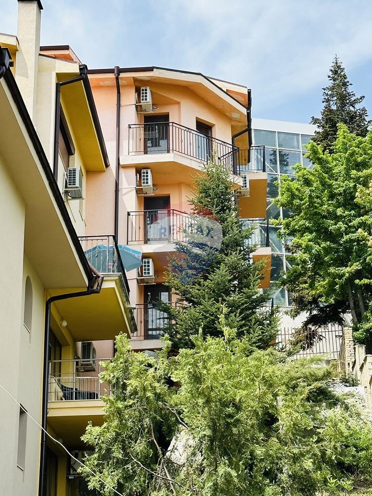 Продава ХОТЕЛ, гр. Варна, к.к. Чайка, снимка 9 - Хотели - 52368577