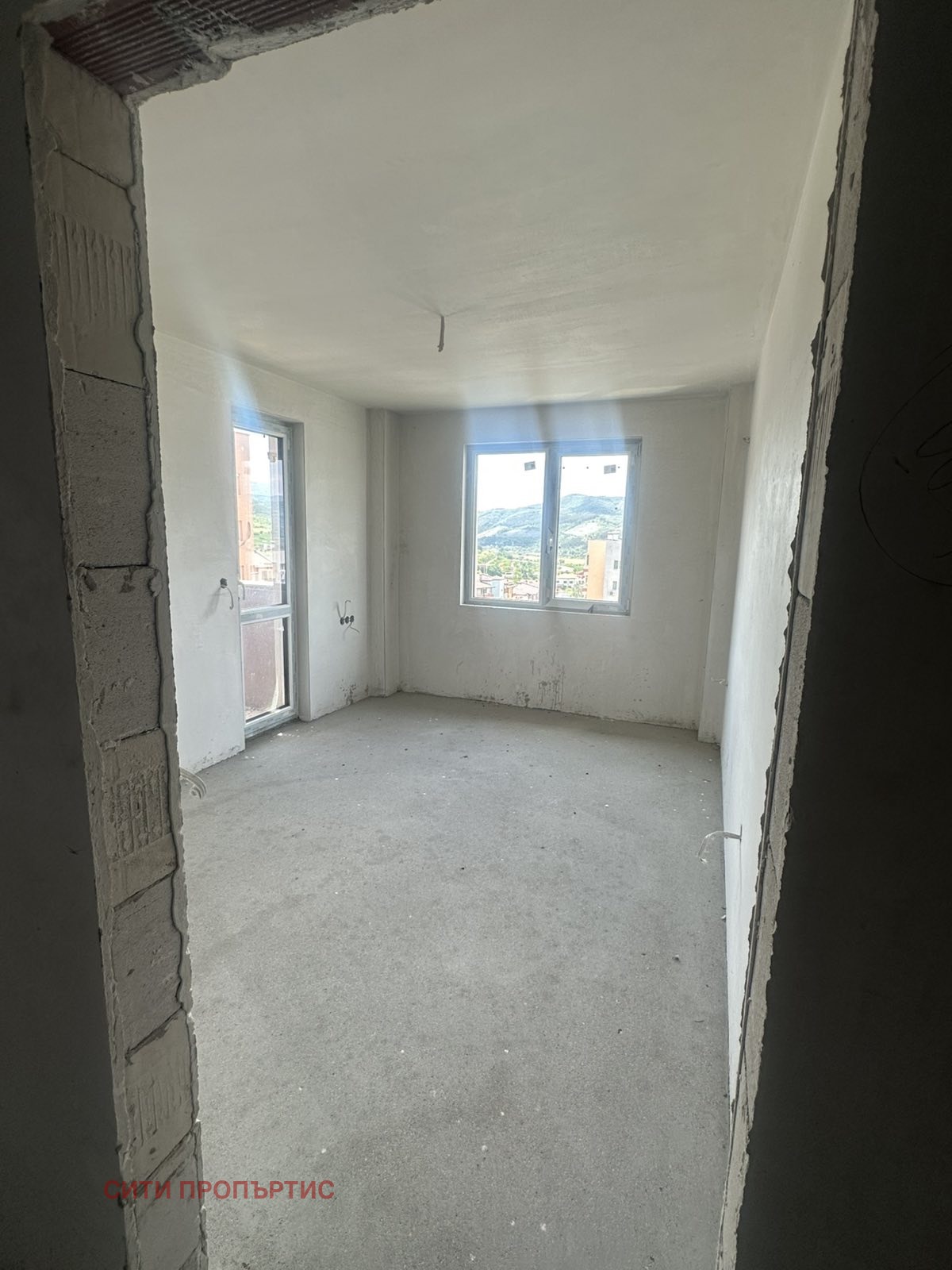 Продава 3-СТАЕН, гр. Благоевград, Струмско, снимка 2 - Апартаменти - 54678321