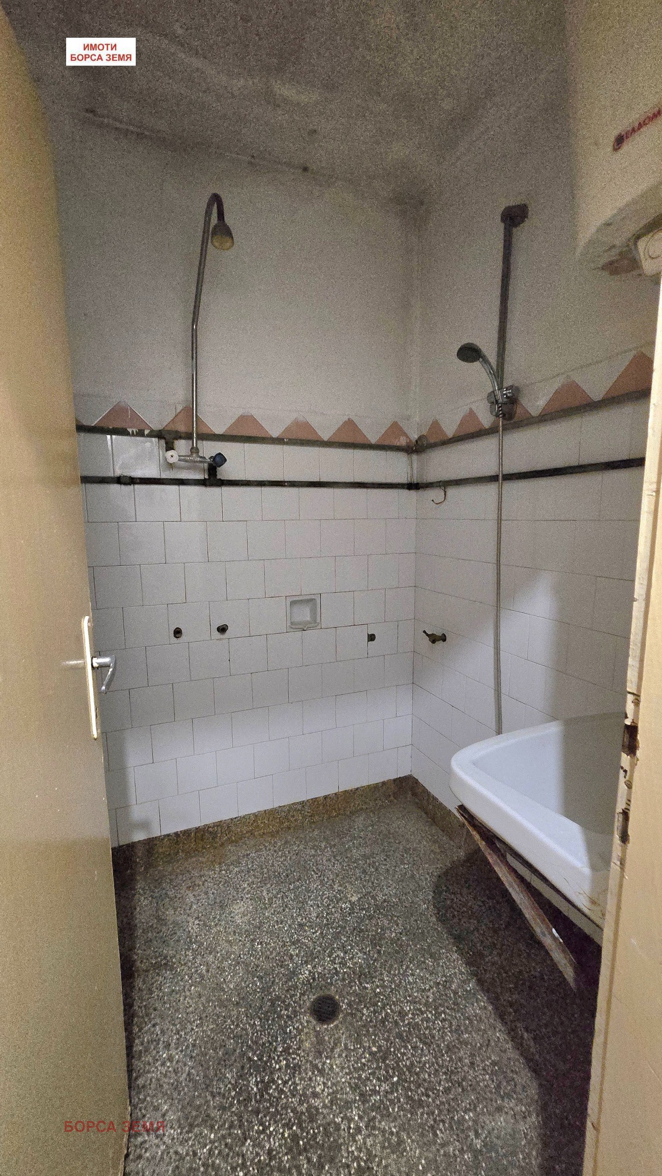 Продава МНОГОСТАЕН, гр. Търговище, Център, снимка 12 - Апартаменти - 56098559