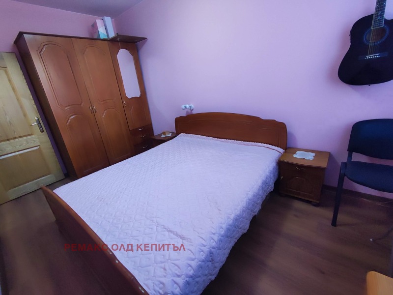 Продава 3-СТАЕН, гр. Велико Търново, Колю Фичето, снимка 4 - Aпартаменти - 49402934