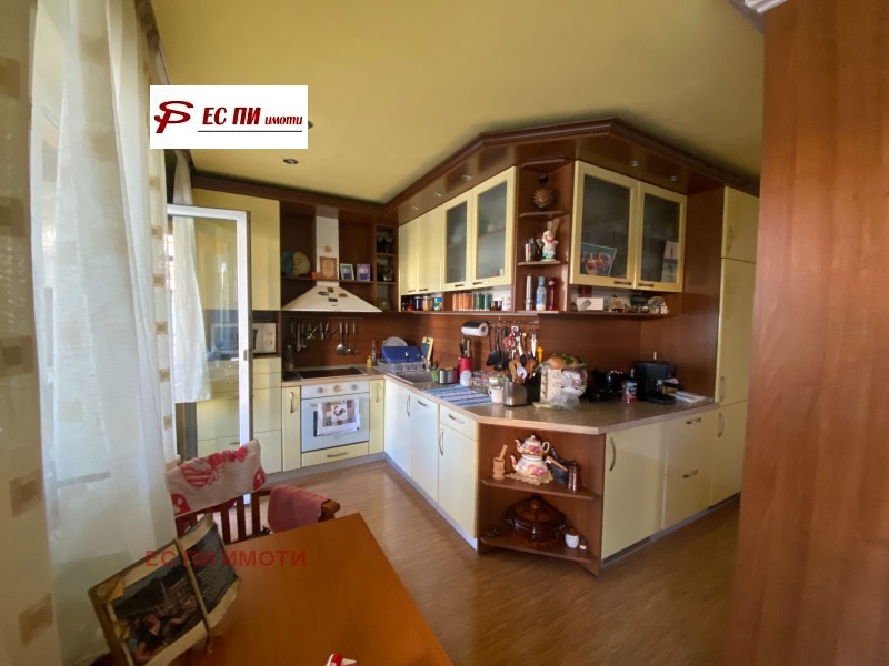 Продава  Многостаен, град Русе, Център •  260 000 EUR • ID 52662734 — holmes.bg - [1] 