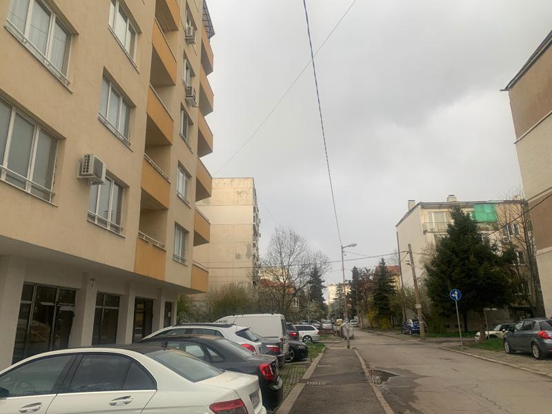 Till salu  Kontor Sofia , Suhata reka , 50 kvm | 98591912 - bild [2]