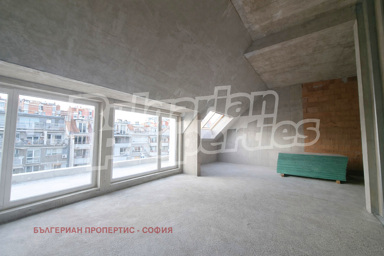 Продава 4-СТАЕН, гр. София, Център, снимка 2 - Апартаменти - 53705325