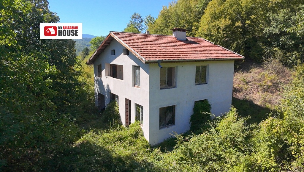 Продава КЪЩА, с. Новачене, област София област