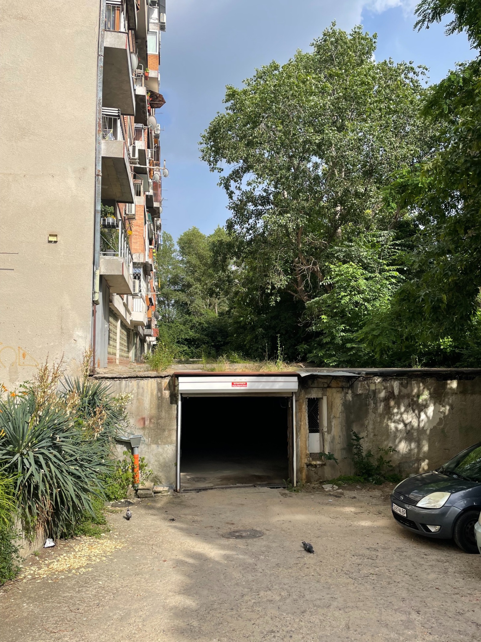 Продава ГАРАЖ, ПАРКОМЯСТО, гр. София, Редута, снимка 2 - Гаражи и паркоместа - 44735537