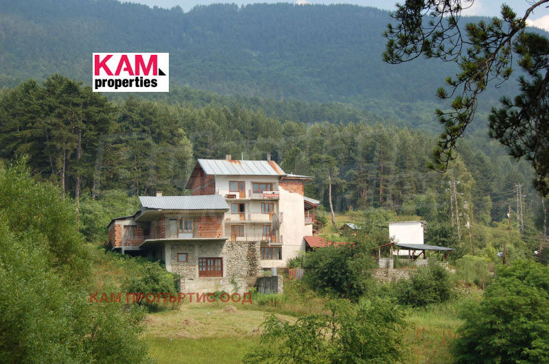 Продава ХОТЕЛ в област Благоевград, с. Струмяни - 600 кв.м / 295 000 € » 576 969.85 лв., КАМ ПРОПЪРТИС ООД