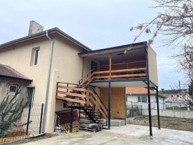 Piano della casa Cherno more, Burgas 1