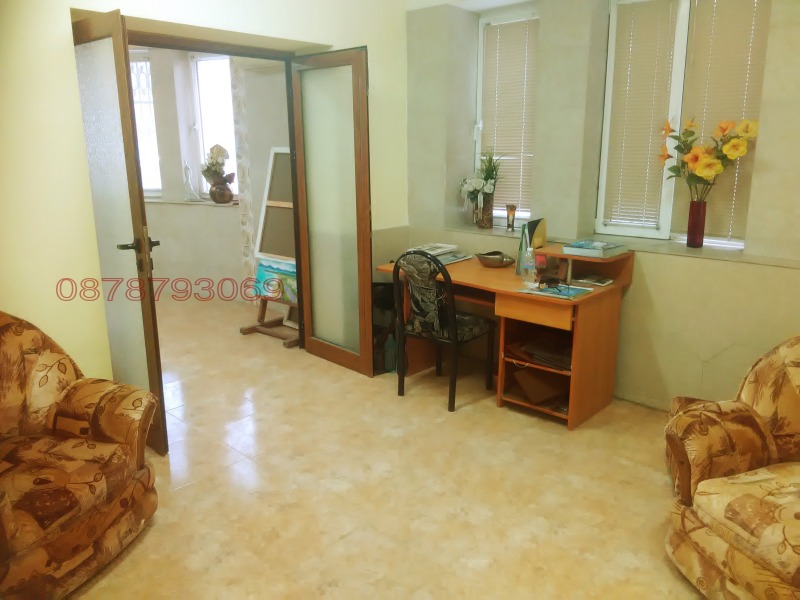 In vendita  2 camere da letto Burgas , Tsentar , 50 mq | 62262680
