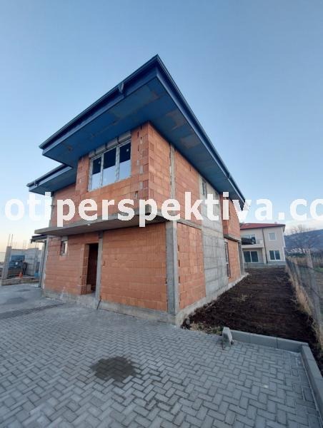 Продава КЪЩА, с. Първенец, област Пловдив, снимка 3 - Къщи - 49300796