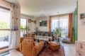 Продава 2-СТАЕН, гр. Варна, Колхозен пазар, снимка 1