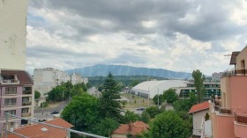 3-стаен град София, Люлин - център
