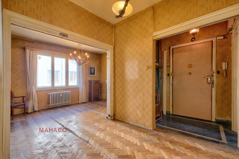 Продава 3-СТАЕН, гр. София, Център, снимка 10 - Апартаменти - 52457038