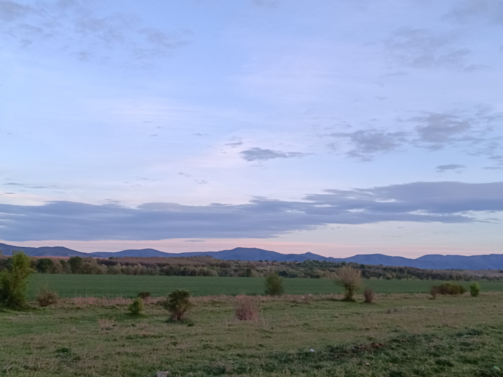 Продава ПАРЦЕЛ, с. Златитрап, област Пловдив