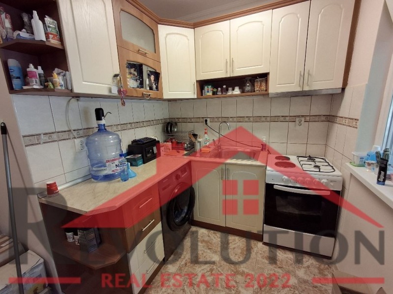 Продава  3-стаен град Кърджали , Студен кладенец , 96 кв.м | 38534909