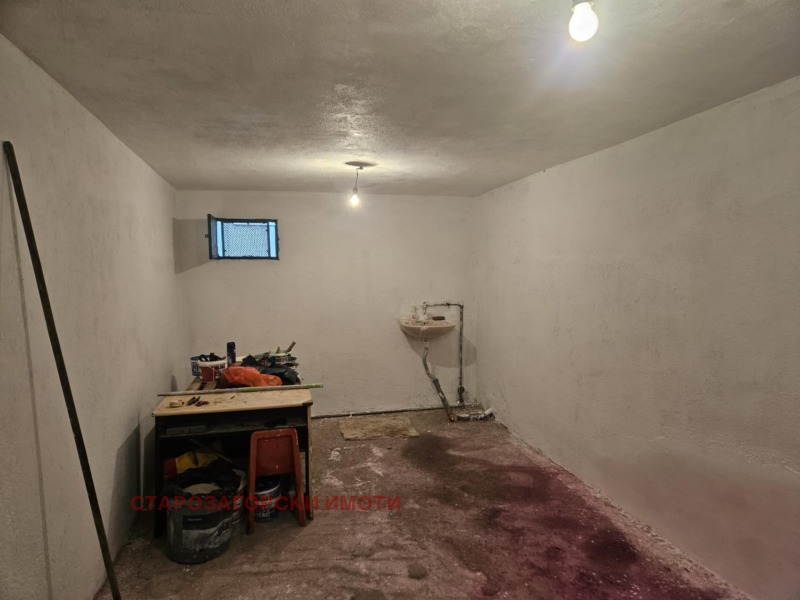 Te koop  Garage Stara Zagora , Tsentar , 32 m² | 25628005 - afbeelding [2]