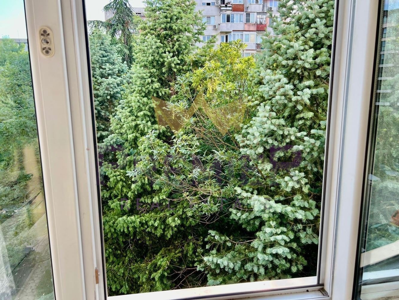 Продава 2-СТАЕН, гр. София, Люлин 5, снимка 11 - Апартаменти - 55935672
