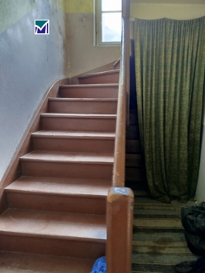 Продава КЪЩА, гр. Враца, Център, снимка 2 - Къщи - 52520604