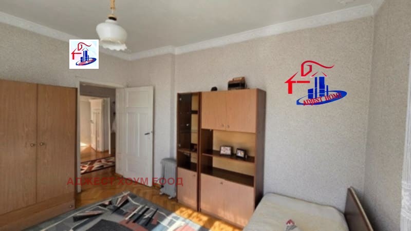 Продава КЪЩА, гр. Шумен, Дивдядово, снимка 3 - Къщи - 53505295