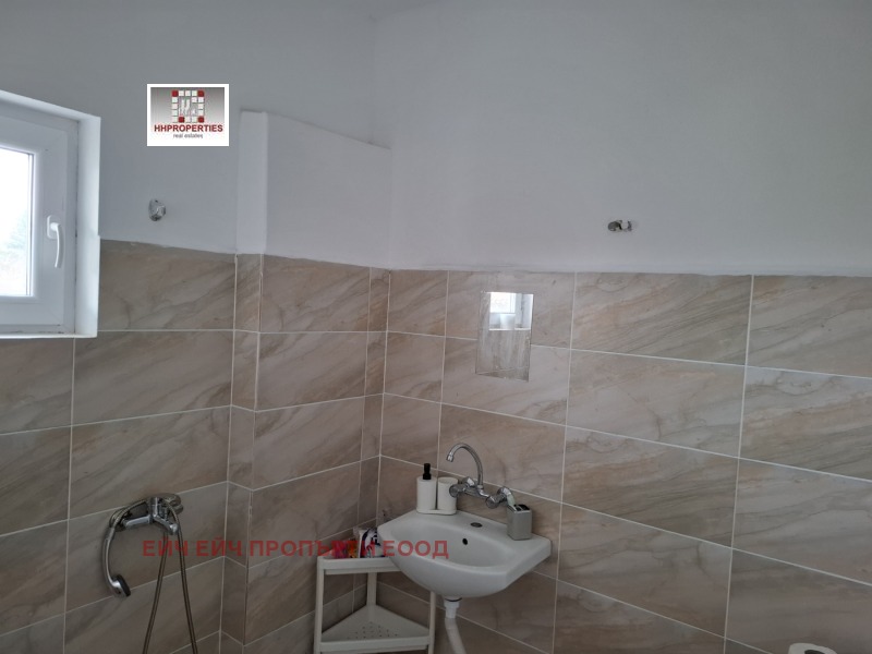 Продава КЪЩА, с. Крушево, област Пловдив, снимка 10 - Къщи - 53592732