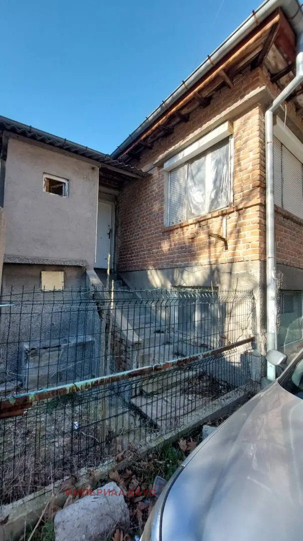 Продава КЪЩА, гр. Хасково, Център
