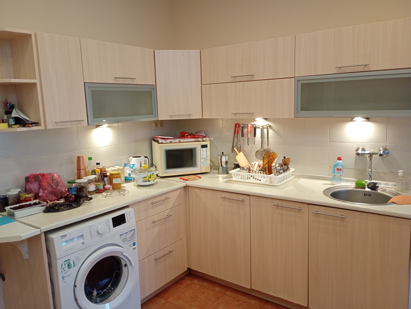 Продава 3-СТАЕН, гр. София, Център, снимка 2 - Апартаменти - 53694864