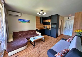 Studio k.k. Slantschew brjag, region Burgas