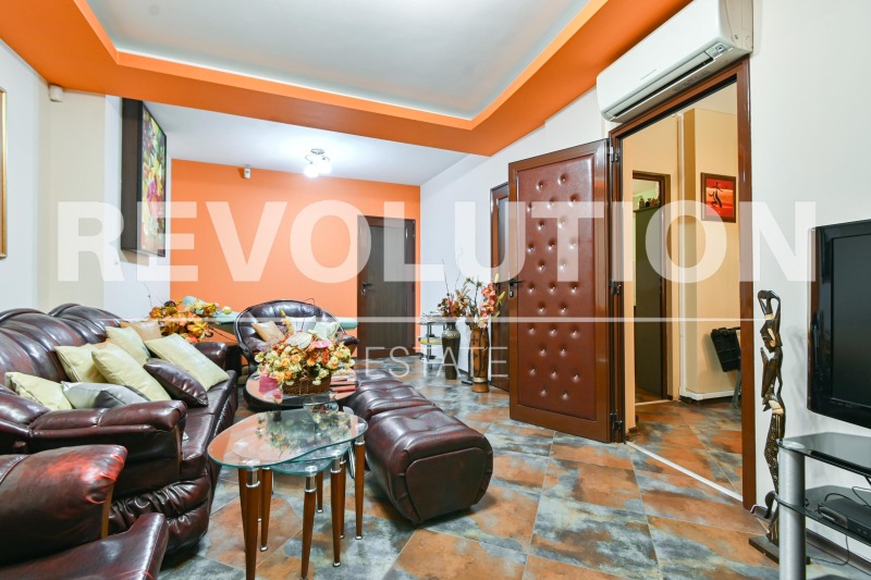 Eladó  Hivatal Sofia , Vitosa , 120 négyzetméter | 42203655 - kép [2]