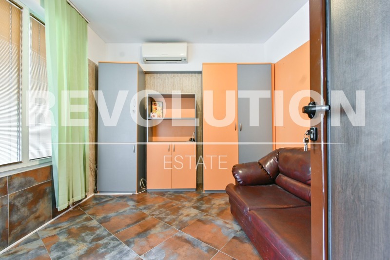 Eladó  Hivatal Sofia , Vitosa , 120 négyzetméter | 42203655 - kép [7]