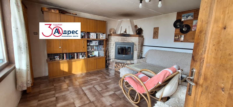 Продава КЪЩА, гр. Елена, област Велико Търново, снимка 2 - Къщи - 52706839